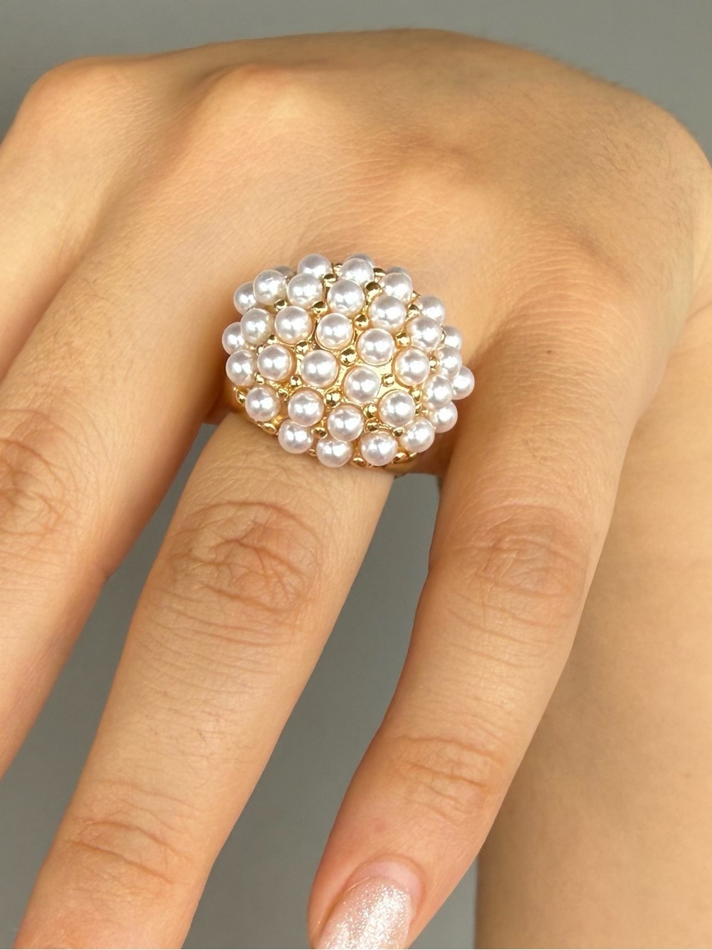Anthropologie Pearl Cluster Dome Ring - Gold & White - Picture 8 of 8